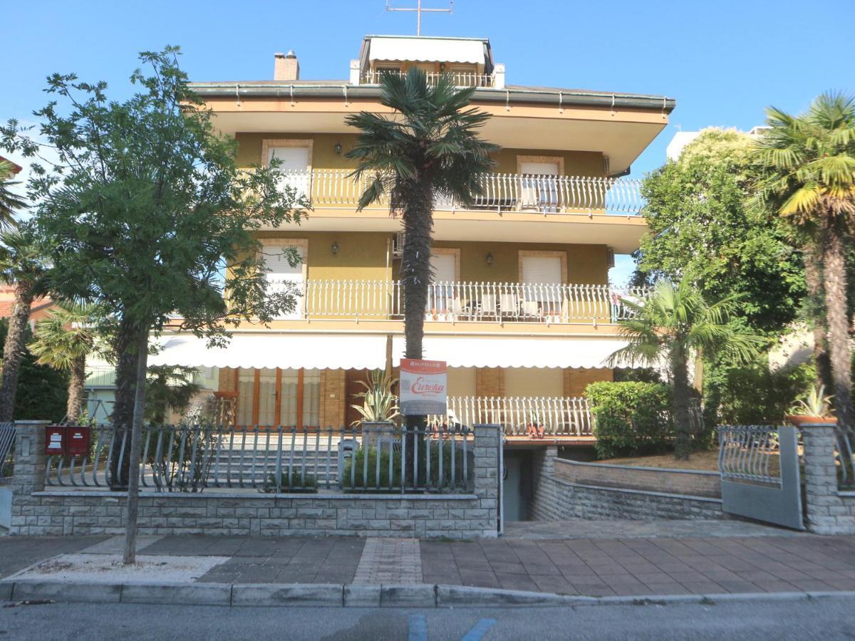 Burello Apartment Lignano Sabbiadoro Exterior photo