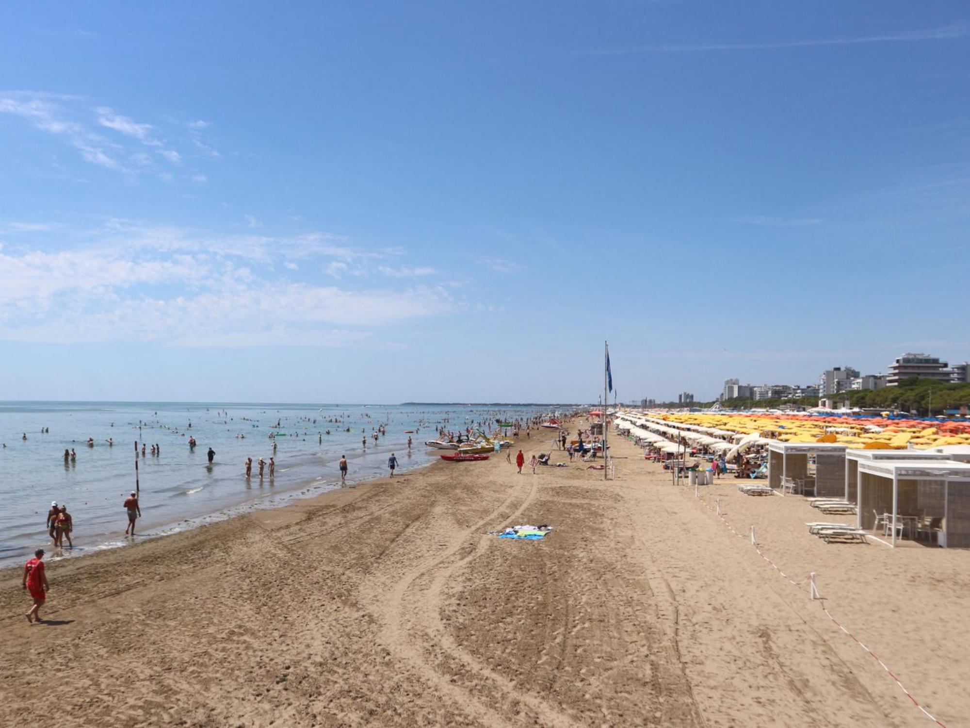 Burello Apartment Lignano Sabbiadoro Exterior photo