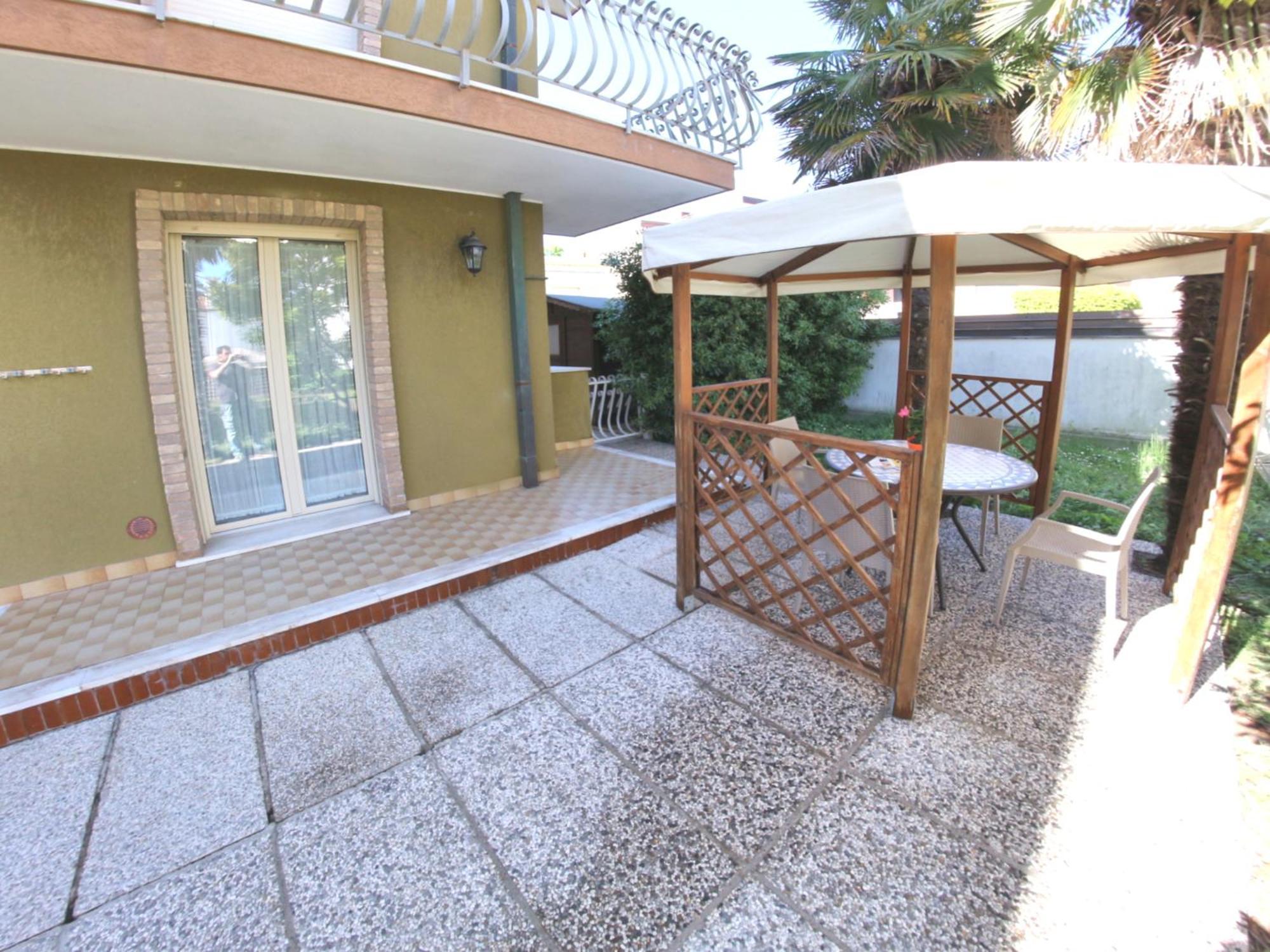 Burello Apartment Lignano Sabbiadoro Exterior photo