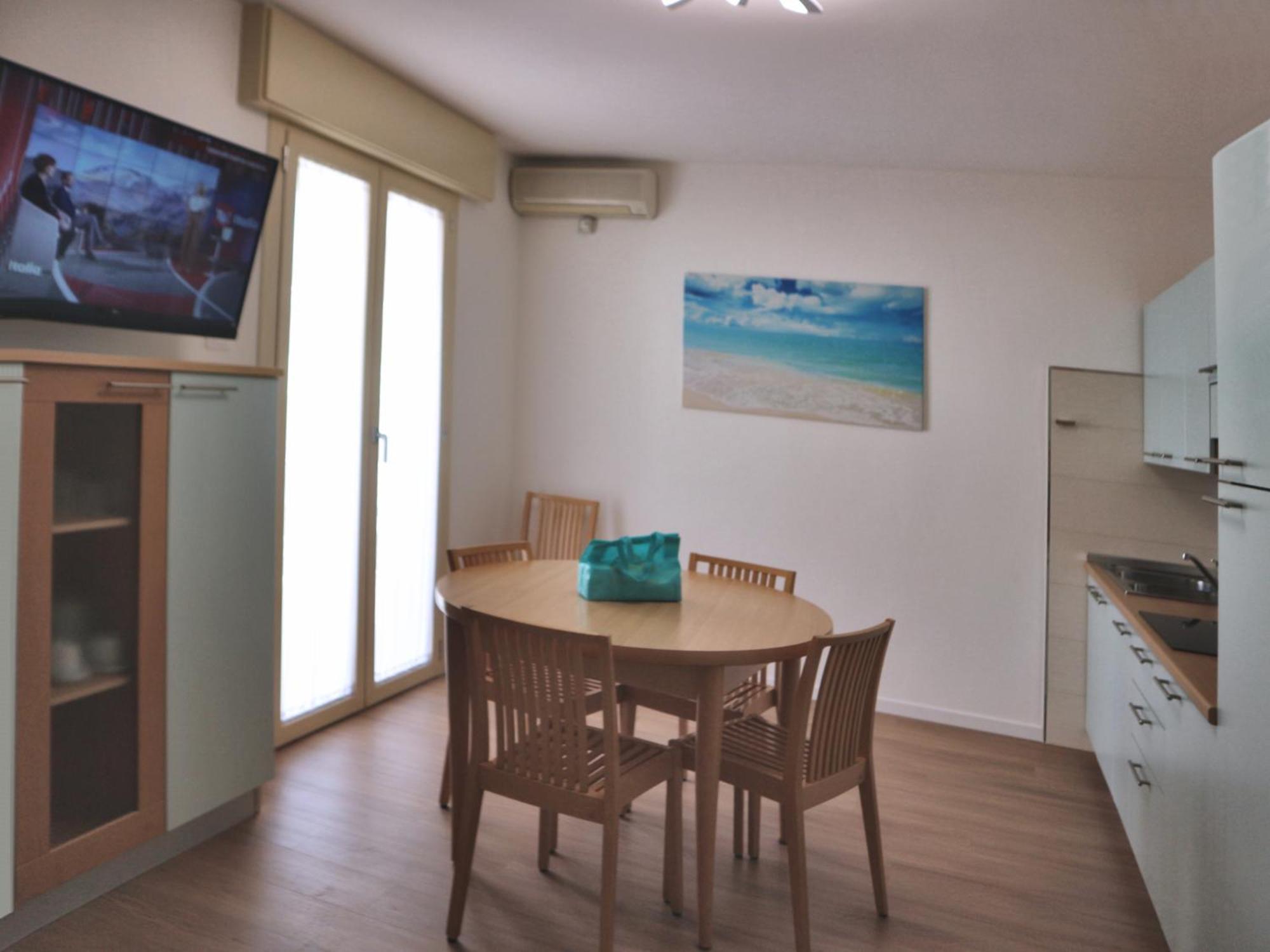 Burello Apartment Lignano Sabbiadoro Exterior photo
